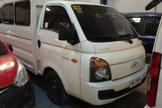 Selling 2nd Hand Hyundai H-100 2016 Van in Quezon City