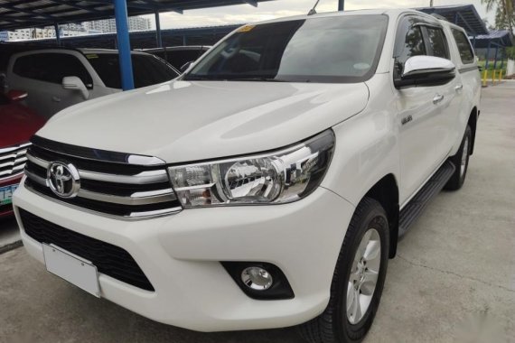 Selling Toyota Hilux 2018 at 18069 km in Parañaque