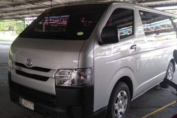 Sell 2nd Hand 2016 Toyota Hiace Manual Diesel at 20000 km in Pasay
