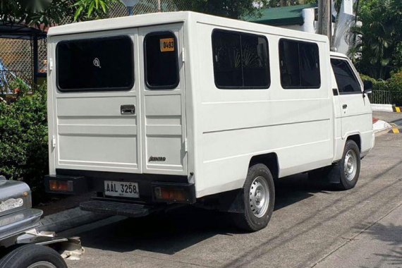 Selling 2nd Hand Mitsubishi L300 2014 in Quezon City