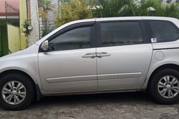 2nd Hand Kia Carnival 2012 Automatic Diesel for sale in Parañaque