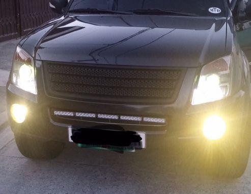 Selling Isuzu Alterra 2013 at 60000 km in Bacoor