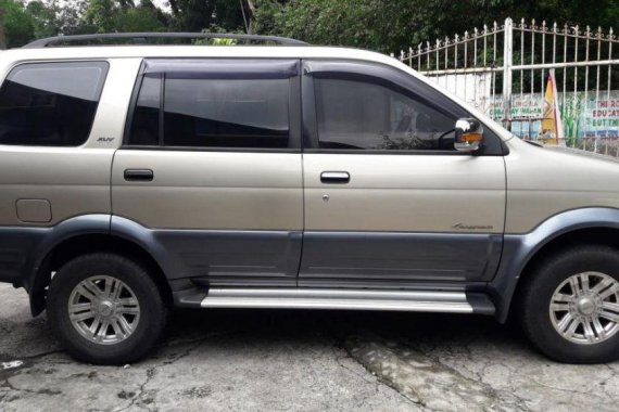 Selling Isuzu Crosswind 2010 Automatic Diesel in Meycauayan