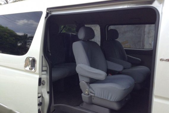 Toyota Hiace 2009 Automatic Diesel for sale in Naga