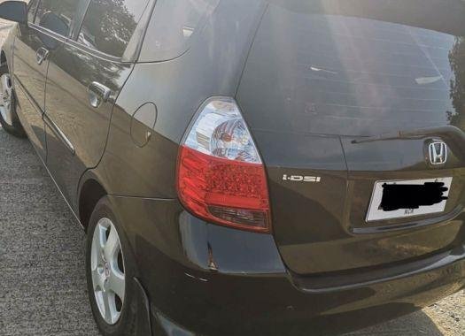 Selling 2nd Hand Honda Jazz 2006 in Muntinlupa