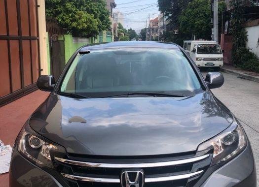 Selling 2nd Hand Honda Cr-V 2012 in Quezon City