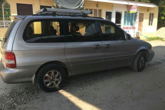 Selling 2nd Hand Kia Sedona 2005 in Guagua