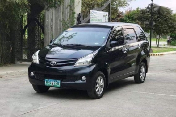 2nd Hand Toyota Avanza 2013 Automatic Gasoline for sale in Guiguinto