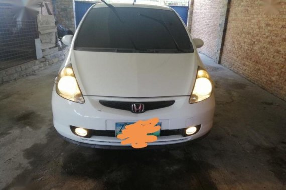 Selling Honda Jazz 2006 Manual Gasoline in Malabon