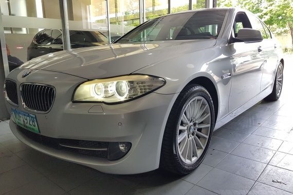 Sell Used 2013 BMW 528i at 20000 km 