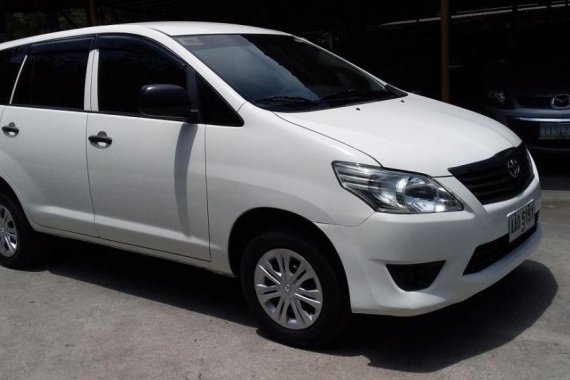 Selling 2nd Hand Toyota Innova 2014 Manual Diesel at 49000 km in Pasig