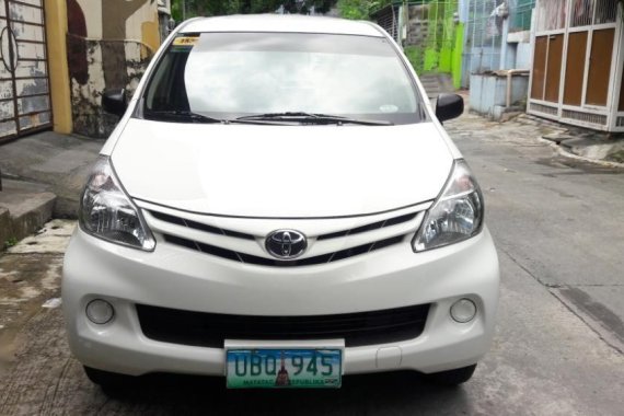 Selling 2nd Hand Toyota Avanza 2013 in Manila