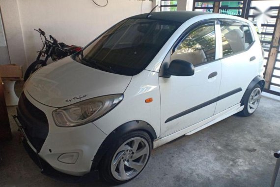 2nd Hand Hyundai I10 2012 Manual Gasoline for sale in Biñan