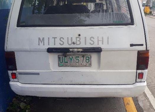 Selling 2nd Hand Mitsubishi L300 1996 Van in Biñan