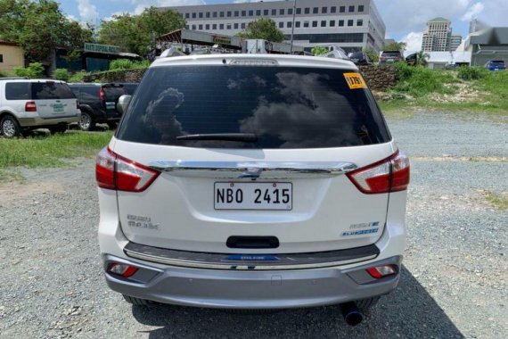 Selling Isuzu Mu-X 2019 Automatic Diesel in Pasig