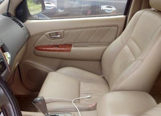 Selling Toyota Fortuner 2009 Automatic Gasoline in Makati