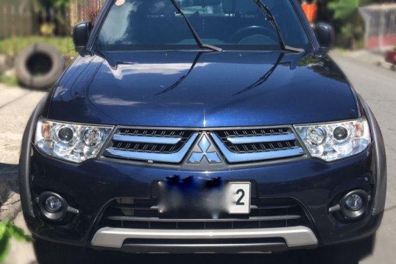 Selling Mitsubishi Strada 2014 Automatic Diesel in Quezon City