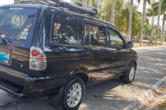 Selling 2nd Hand Isuzu Crosswind 2010 in Naga