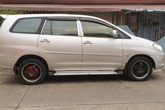 Selling 2nd Hand Toyota Innova 2006 in Alfonso Castañeda