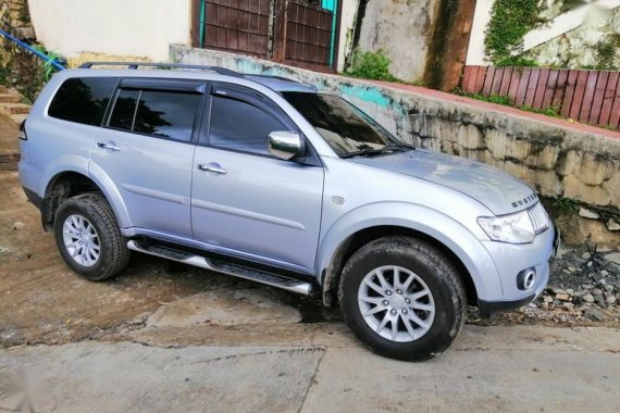 2nd Hand Mitsubishi Montero 2009 Automatic Diesel for sale in Baguio