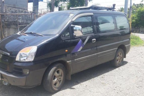 Selling Hyundai Starex 2005 Manual Diesel in Santiago
