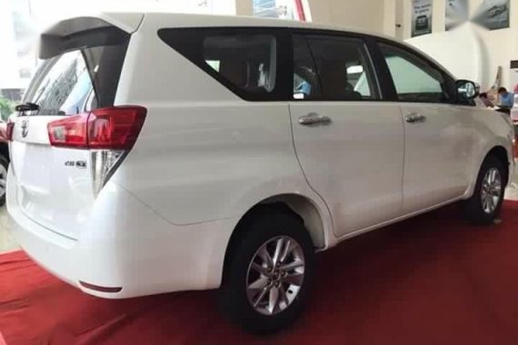 Selling Toyota Innova 2019 Manual Diesel in Manila