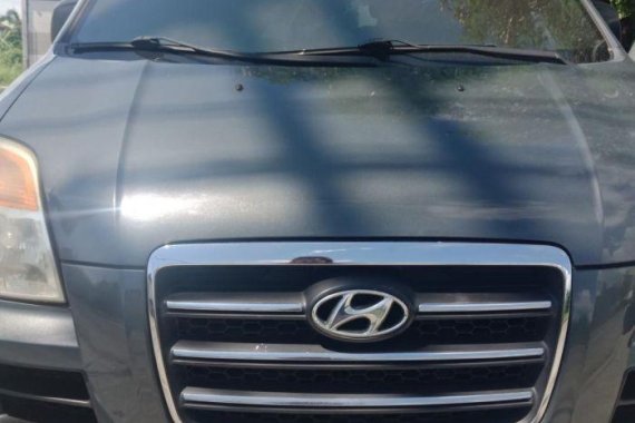 2nd Hand Hyundai Starex 2006 Automatic Diesel for sale in Cainta