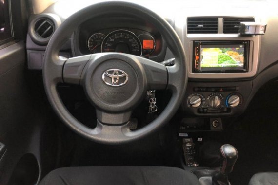 Selling 2nd Hand Toyota Wigo 2016 Manual Gasoline at 40000 km in Marikina