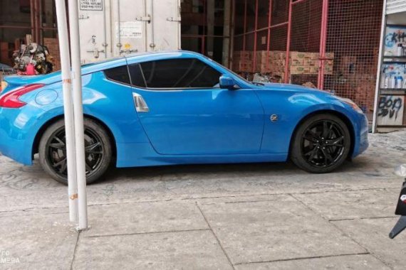 Selling 2nd Hand Nissan 370Z in Tabuk