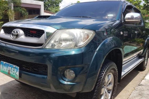 Sell 2nd Hand 2010 Toyota Hilux Automatic Diesel at 87000 km in Quezon City