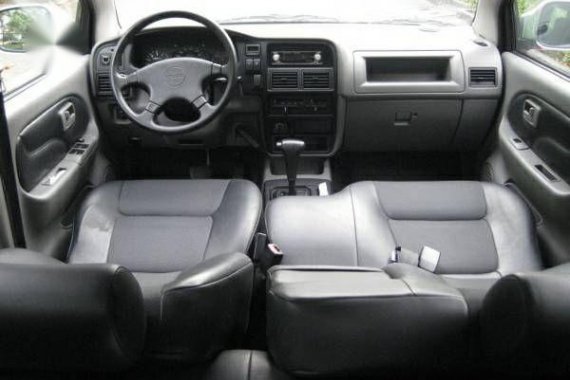 Selling Isuzu Crosswind 2005 at 130000 km in Cebu City