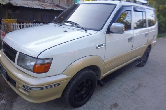 2nd Hand Toyota Revo 2000 at 149000 km for sale in Butuan