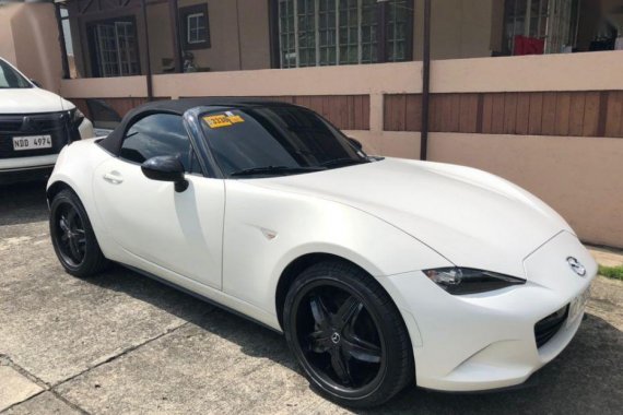 Sell 2nd Hand 2017 Mazda Mx-5 at 30000 km in Santa Rosa