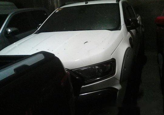 Selling White Ford Ranger 2016 Manual Diesel in Makati