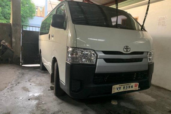 White Toyota Hiace 2017 Manual Diesel for sale in Quezon City