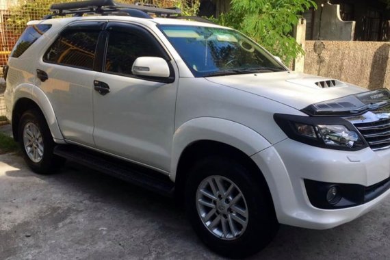 White 2014 Toyota Fortuner Automatic Diesel for sale 