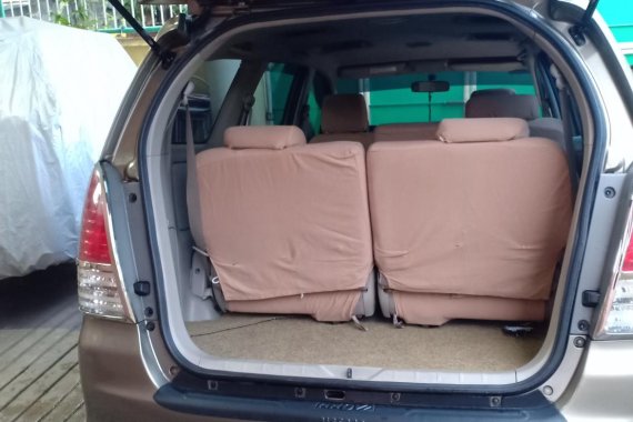 Sell Used 2012 Toyota Innova at 101000 km 