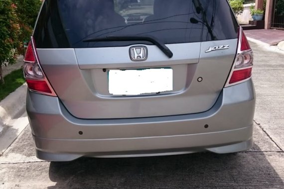 Selling Used Honda Jazz 2009 in Davao City 