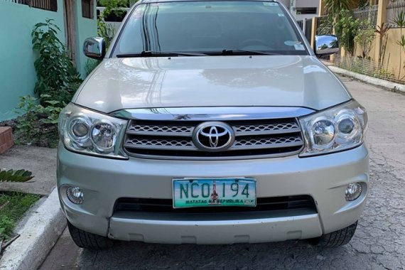 Sell Used 2009 Toyota Fortuner at 95000 km 