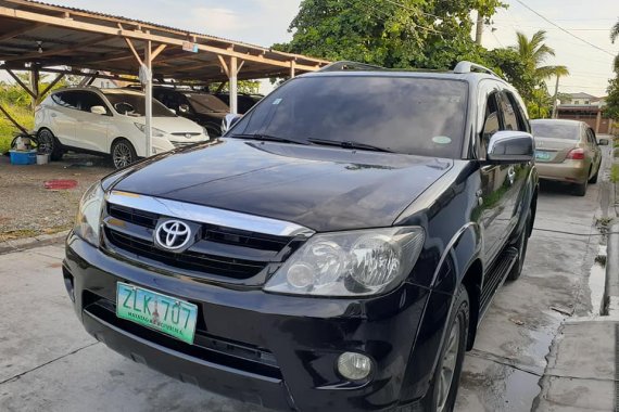 Sell Black 2008 Toyota Fortuner Automatic Diesel