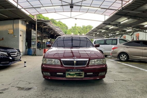 Red Nissan Sentra Exalta 2000 at 93000 km for sale 