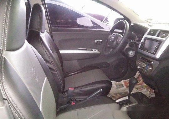 White Toyota Wigo 2014 for sale in Marikina