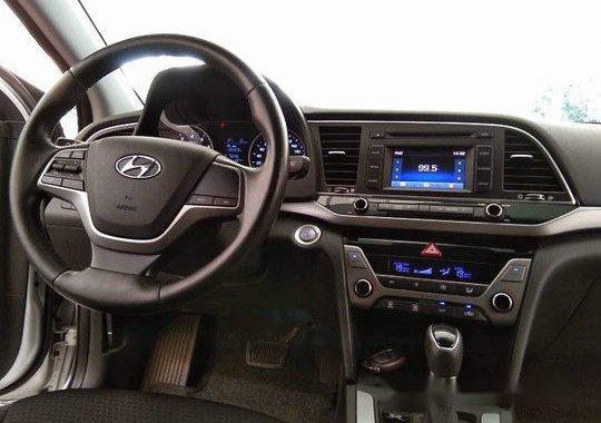 Hyundai Elantra 2016 Automatic Gasoline for sale in Makati