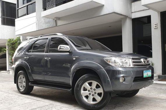 Used 2011 Toyota Fortuner Automatic Gasoline for sale 