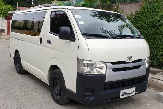 Sell Used 2014 Toyota Hiace Manual Diesel in Quezon City 
