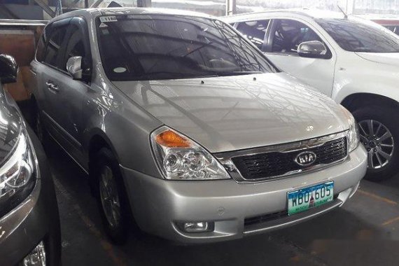 Sell Silver 2013 Kia Carnival at 79237 km 