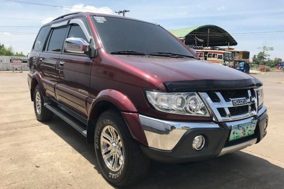 Selling Red Isuzu Sportivo 2012 Manual Diesel in Manila