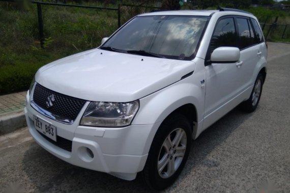 Selling White Suzuki Vitara 2006 in Manila