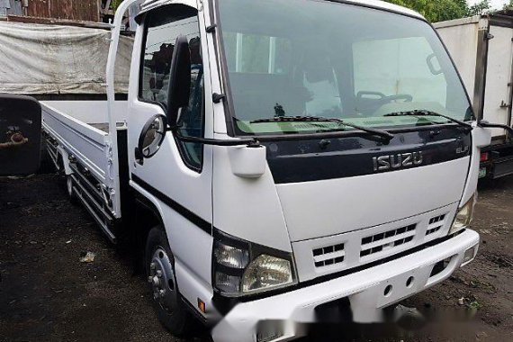 Isuzu Elf 2018 Manual Diesel for sale in Quezon City 