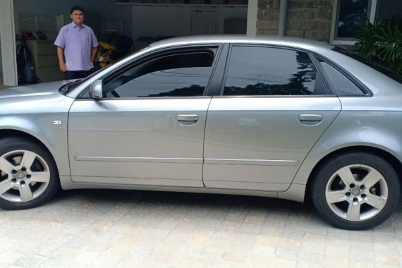 Selling Used Audi A4 2006 at 65000 km 